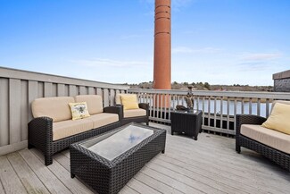 45 Main St Unit 39, Wareham, MA 02571