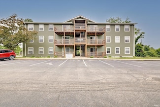 3220 E John Hinkle Place Unit F, Bloomington, IN 47408