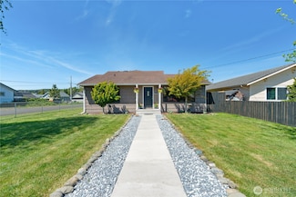 2122 Bay Ave, Aberdeen, WA 98520