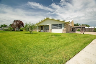 735 Clark Rd, Morgan City, LA 70380