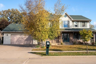 3140 Mockingbird Way, Oshkosh, WI 54904