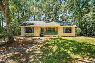 4011 Magnolia St, Beaufort, SC 29906