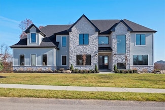 2018 Mallard Ln, Baden, PA 15005