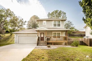 832 S Clay St, Junction City, KS 66441