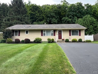 311 Blackmore Rd, Camillus, NY 13031