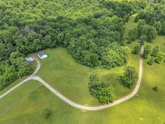 904 Weeping Willow Rd, Hendersonville, TN 37075