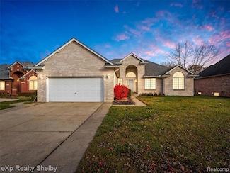 49088 Lehr Dr, Macomb, MI 48044