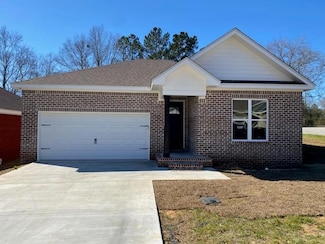 401 Grand Harbor Cir, Dothan, AL 36303