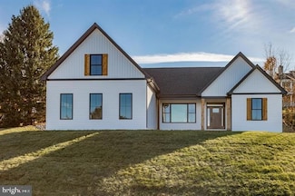 123 Willow Dr, Dayton, VA 22821