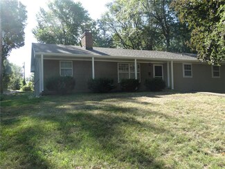 403 Tribble St, Richmond, MO 64085