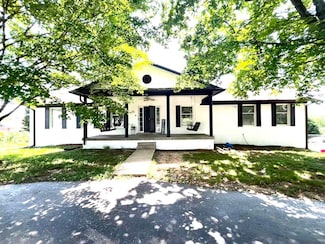 860 Willoughby Ln, Bowling Green, KY 42101