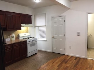 127 W 19th St, Bayonne, NJ 07002