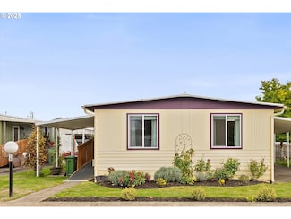 2902 E 2nd St Unit 18, Newberg, OR 97132