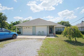 6907 Ella St, Milton, FL 32583