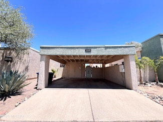 3248 N Little Horse Dr, Tucson, AZ 85712