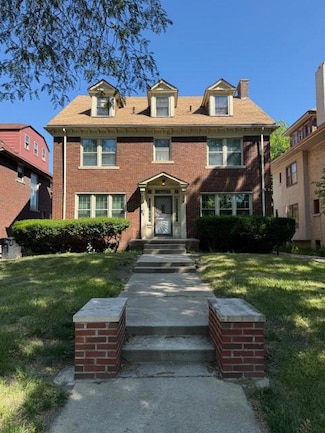 1646 W Chicago, Detroit, MI 48206