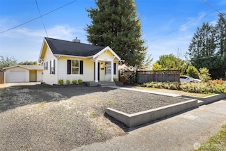 1106 Lincoln Ave, Bremerton, WA 98337