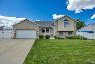 9736 Rosewood Ct, South Jordan, UT 84095