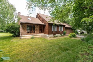 19 Nolan Ln, Feeding Hills, MA 01030