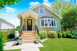 39 Summit Ave, Staten Island, NY 10306