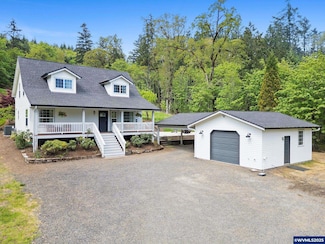 9020 SW Oakleaf Ct, McMinnville, OR 97128