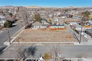 402 5th St, Sparks, NV 89431