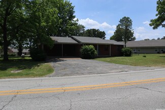 658 W Church St, Salem, AR 72576