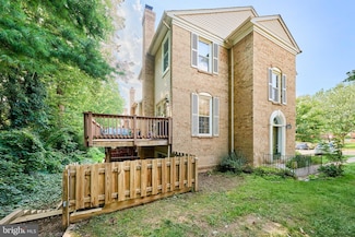 4235 Sleepy Lake Dr, Fairfax, VA 22033