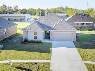 2479 Woodland Ct, Port Allen, LA 70767