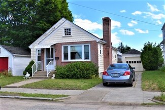10 Metropolitan Rd, Providence, RI 02908