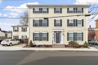58 Lime St Unit 5, Newburyport, MA 01950