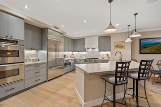 1040 Genter St Unit 104, La Jolla, CA 92037