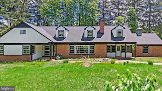 202 Museum Rd, Reading, PA 19607