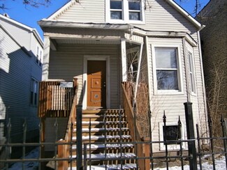 4316 W Crystal St, Chicago, IL 60651