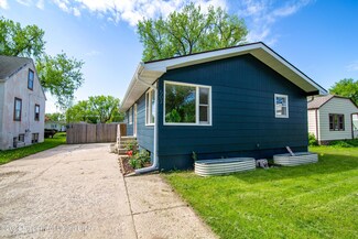 507 W Bowen Ave, Bismarck, ND 58504