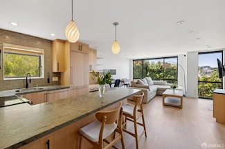 2295 Vallejo St Unit 405, San Francisco, CA 94123