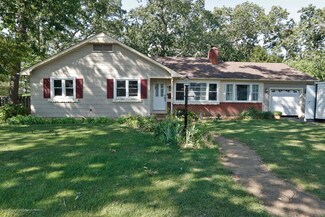 304 Springfield Ave, Pine Beach, NJ 08741