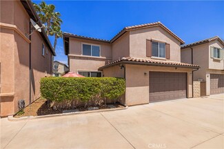 21121 Avenida de Sonrisa, Santa Clarita, CA 91350