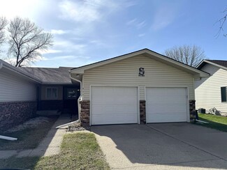 411 N Lucas St, Pierce, NE 68767