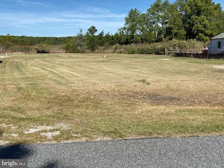26286 Byrd Rd, Crisfield, MD 21817