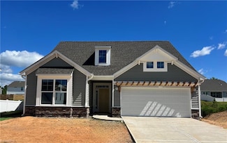 1239 Guyton Dr, Winston-Salem, NC 27127