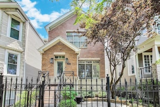 3323 N Claremont Ave, Chicago, IL 60618