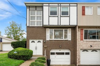422 Susanna Ct, Pittsburgh, PA 15207