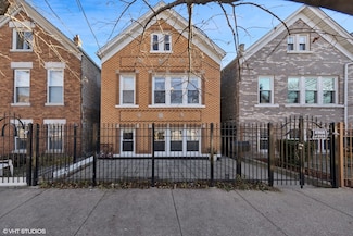 2831 S Saint Louis Ave, Chicago, IL 60623