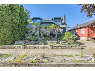 933 SE Miller St, Portland, OR 97202