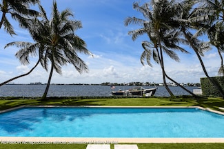 3 Pelican Ln, Palm Beach, FL 33480