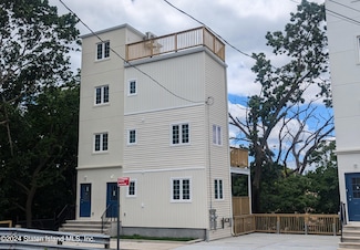 55 Chester Place, Staten Island, NY 10304
