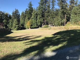 5821 Fish Rd, Freeland, WA 98249