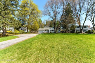 288 Vley Rd, Schenectady, NY 12302