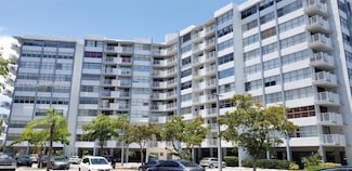 1300 NE Miami Gardens Dr Unit 518E, Miami, FL 33179